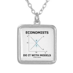 Wirtschaftswissenschaftler tun es mit Modellen Versilberte Kette