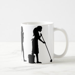 Wischen des Bodens Kaffeetasse