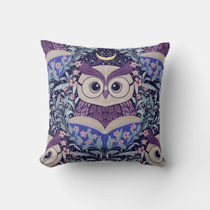 Wise Owls Under the Moonlit Sky im Wald Kissen