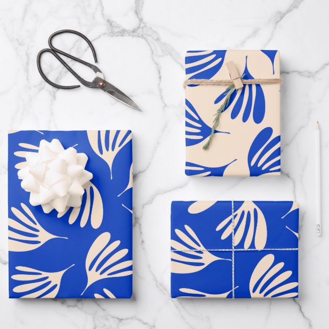 Wispy-Blätter Zeitgenössisches helles blaues Muste Geschenkpapier Set (Vorderseite)