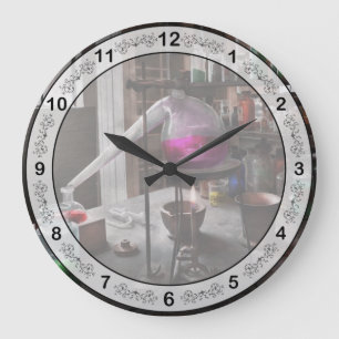 Wissenschaft - Chemiker - Chemie für die Medizin Große Wanduhr