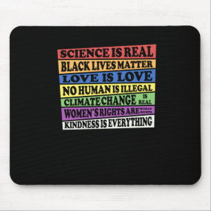 Wissenschaft ist real - Schwarzes Leben - Liebe is Mousepad