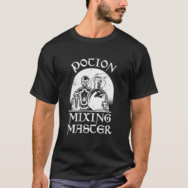 Witch Potion Mixing Master Barkeeper Wicca Witchcr T-Shirt (Vorderseite)