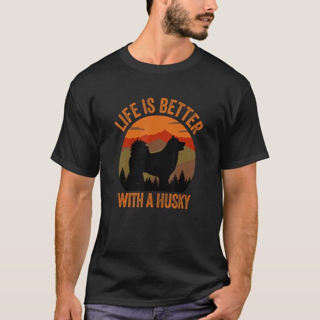 With A Husky Country Vintage Dog T-Shirt (Vorderseite)