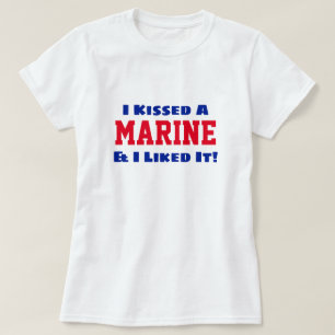 Witzig: "Ich habe ein Boot geküsst und es gefiel  T-Shirt