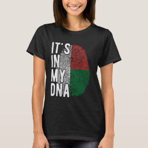 Witzig ist es in meiner DNA Madagaskar-Flagge Fing T-Shirt