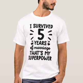 Witzig überlebt 5 Jahre Ehe 5. Hochzeit Ann T-Shirt