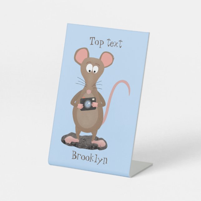 Witzige Ratte mit Kamera-Cartoon-Illustration Sockelschild (Vorderseite)