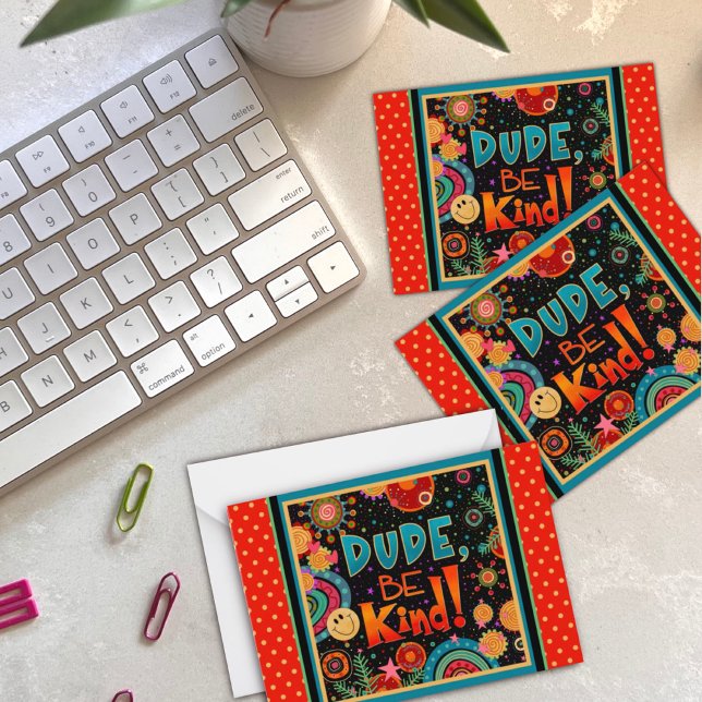 Witziger Typ, seien Sie freundlich und farbenfroh Mitteilungskarte (Von Creator hochgeladen)