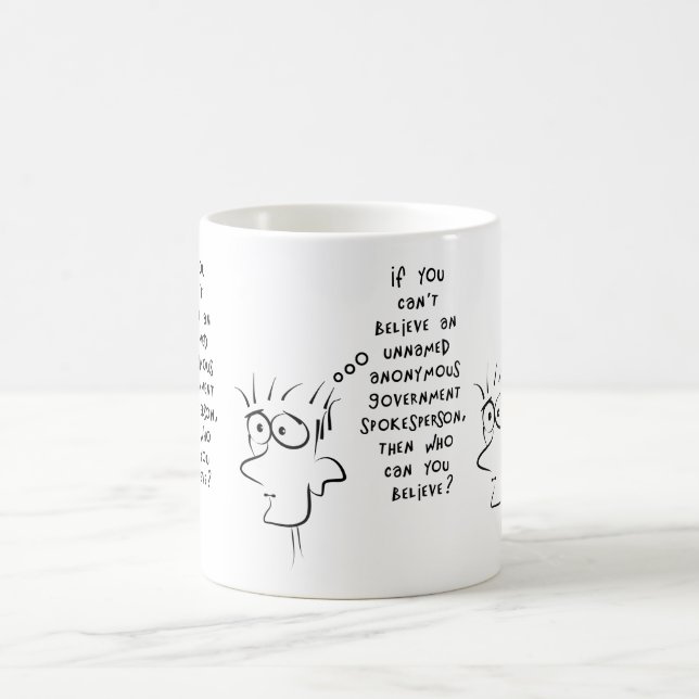 witziger Witz ohne Namen als anonyme Regierungsque Kaffeetasse (Mittel)