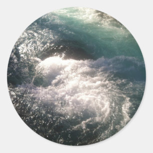 Wizard fällt auf den Metolius River Runder Aufkleber