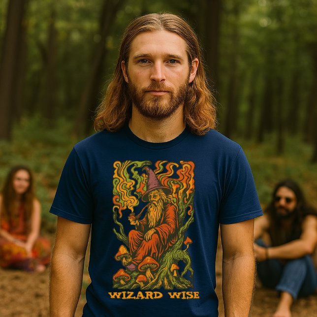 Wizard on Gnarly Tree Retro Psychedelic Art T-Shirt (Von Creator hochgeladen)