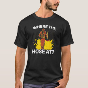 Wo der Schlamm im Feuer gegen das Feuerwehrfeuer i T-Shirt