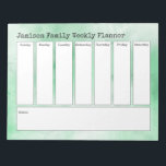 Wöchentlicher Green und White Abstrakt Watercolor- Notizblock<br><div class="desc">Die Phrase "Jamison Family Weekly Planner" erscheint oben in diesem Design; benutzen Sie einfach die Vorlagenfelder, um Ihre Daten nach Belieben hinzuzufügen... ändern Sie Ihren Namen oder sogar die Kopfzeile! Der Hintergrund ist mit einer dezenten abstrakten Wasserfarbenwäsche in Grün- und Weißtönen geschmückt. Dies kann durch ein Bild Ihrer Wahl ersetzt...</div>