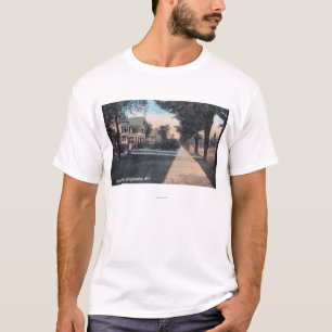 Wohnszene auf Flussufer-Antrieb T-Shirt