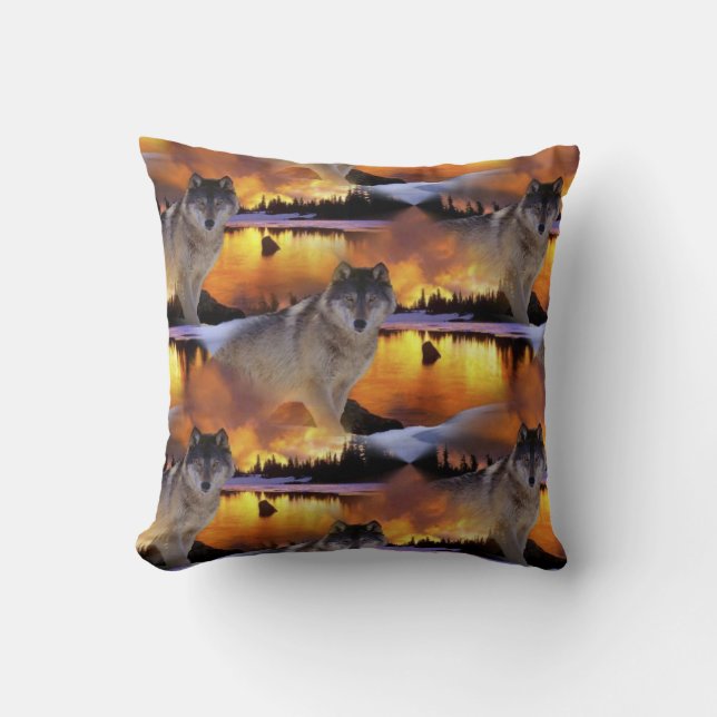 Wolf bei Sunset Pattern Kissen (Vorderseite)