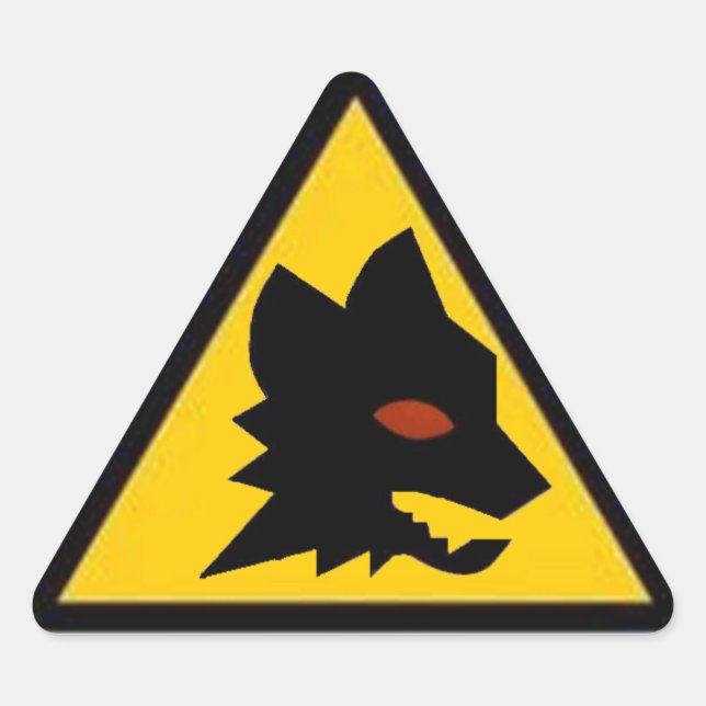Wolf Crossing Dreieckiger Aufkleber (Vorderseite)