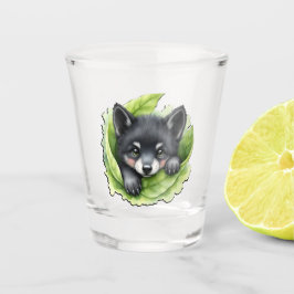 Wolf cub in the green: schnapsglas