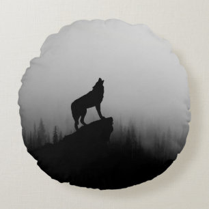 Wolf heult auf dem Mond Rundes Kissen
