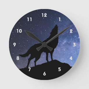Wolf Howling Silhouette Night Sky und Stars Runde Wanduhr