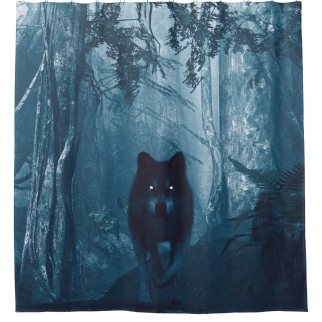 Wolf im Dunkelwald. Duschvorhang (Vorderseite)