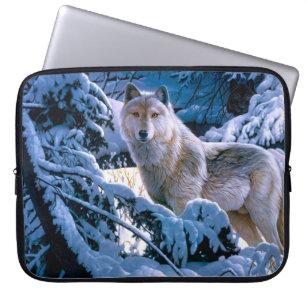 Wolf in der Winterwaldmalerei Laptopschutzhülle