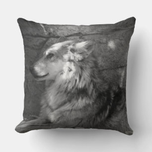 Wolf in Schwarz und Weiß Kissen