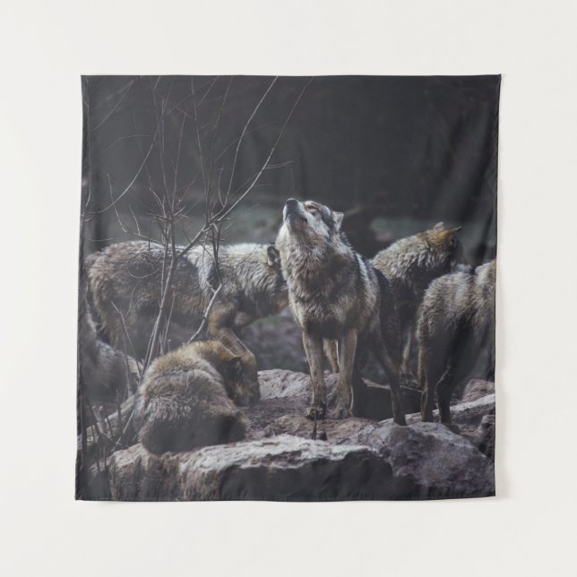 WOLF PACK ON ROCK FORMATION WANDTEPPICH (Vorderseite)