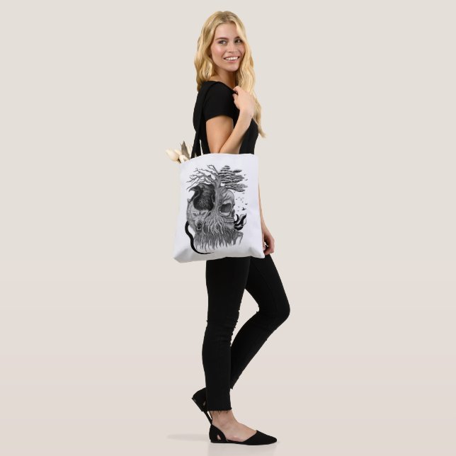Wolf und Raven mit Skull Tasche (Am Model)