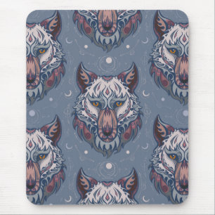 Wölfchenköpfe mit bohischer Dekoration Mousepad
