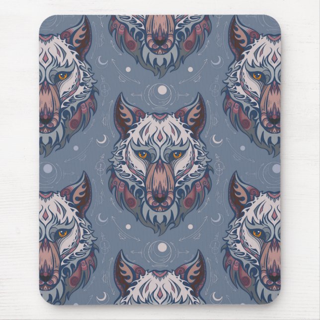 Wölfchenköpfe mit bohischer Dekoration Mousepad (Vorne)