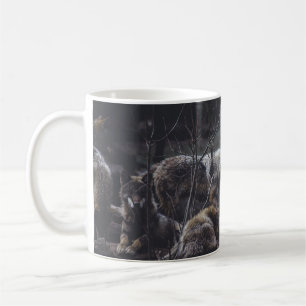 WOLFSRUDEL AUF FELSFORMATION KAFFEETASSE