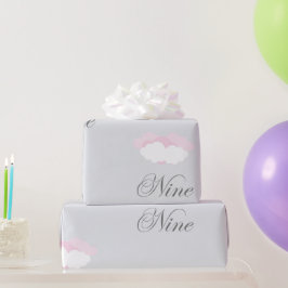 Wolke neun zarte, flauschige Wolken mit Worten Geschenkpapier