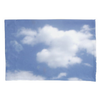 Wolken in blauem Himmel Kissenbezug