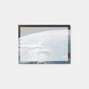 Wolken in Sumatra, Indonesien. Post-it Klebezettel