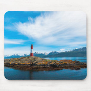 Wolken über dem Leuchtturm in der Nähe von Ushua Mousepad