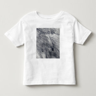 Wolken über den Inseln Juans Fernandez Kleinkind T-shirt