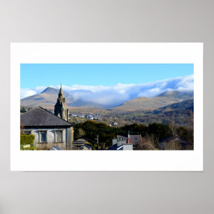 Wolken über den Snowdonian-Bergen Poster