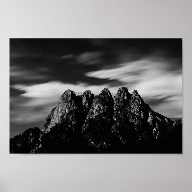 Wolken und Berge Poster (Vorne)