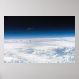 Wolken und schwacher Mond Poster