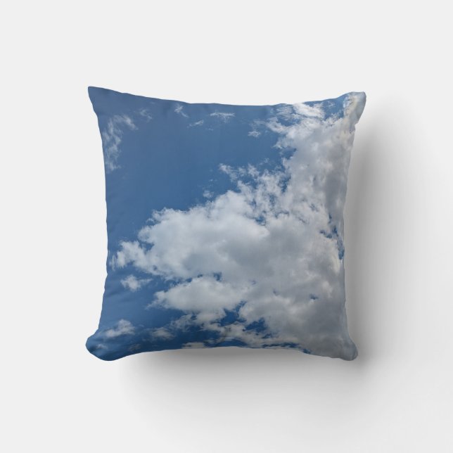 Wolkendreieck Kissen (Vorderseite)