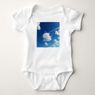 Wolkenflecken Baby Strampler