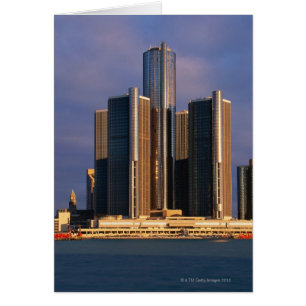 Wolkenkratzer am Wasser in Detroit 3