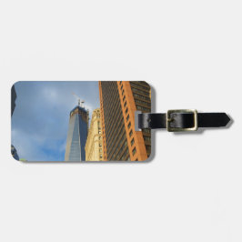 Wolkenkratzer-Reflektionen von New York Gepäckanhänger