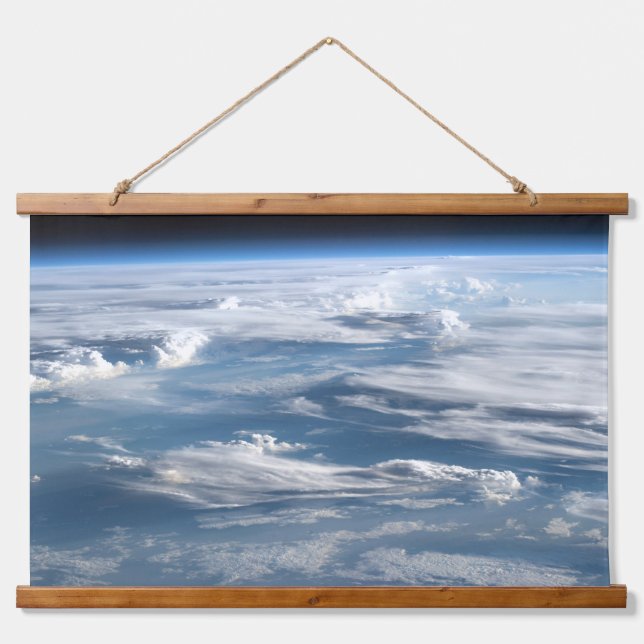 Wolkenkratzer über Sudan Wandteppich Mit Holzrahmen (Vorne)