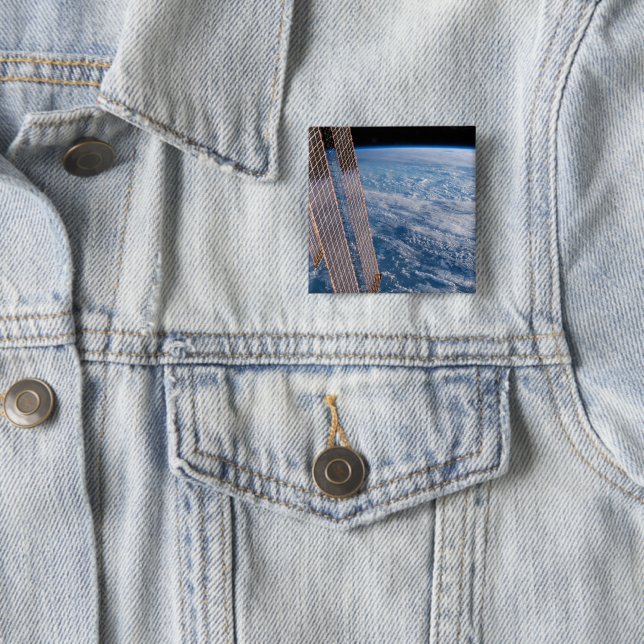 Wolkenkratzer- und Korallenmeere. Button (Beispiel)