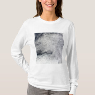 Wolkenkratzer und Meereis im südlichen Ozean T-Shirt