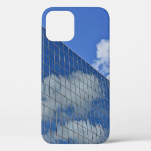 Wolkenreflektion im Wolkenkratzer Case-Mate iPhone Hülle