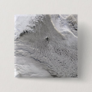 Wolkenturbulenzen vor Insel Jan.s Mayen Button