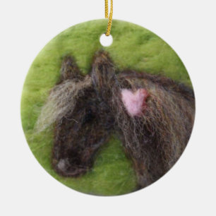 Wollpony-Ornament Keramikornament